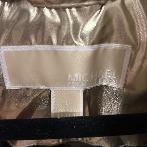 Michael Kors - Picture 3 of 7